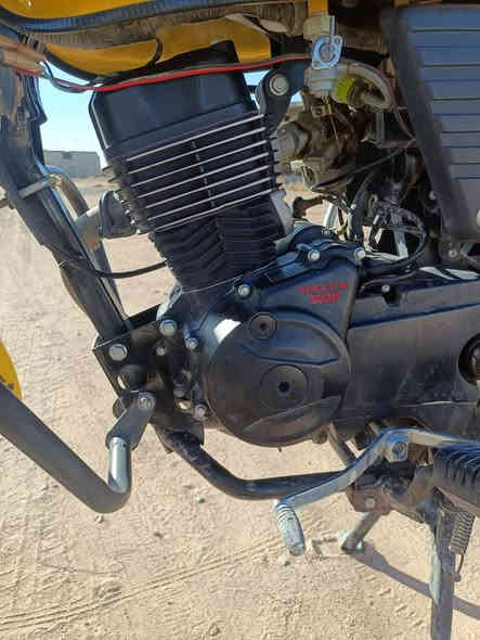 السلام عليكم  دايون 2023 رقم وسنويه  مكفوله تحويل ثاني يوم
الدراجه انضف من الصوره تجي وتشوف وتفحص براحتك  السعر 2200 وبيها مجال  استفسار خاص او ع الرقم ***********
