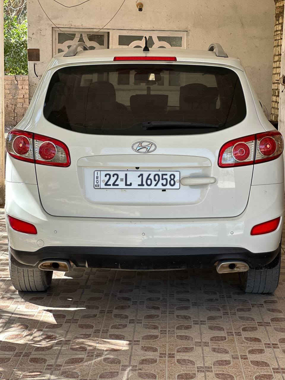 السلام عليكم سنتافي موديل ٢٠١١
سبعه راكب ٣ قطع تبريد  محرك اربعه سلندر  ٣ قطع صبغ بدون معجون ولا شي السعر ١٤٠ مكان بابل الحمزه 
***********
