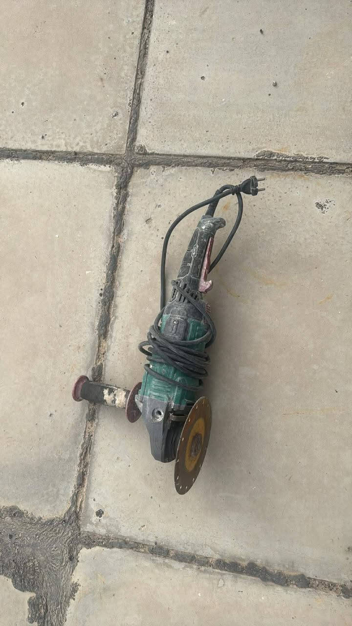 ٣٠٠ طنين ونص ٢٠٠ طن ونص كنتور ٥٠. درين 60كوسره 25 درين ابو الجنطه 50


**إذا كنت صاحب هذا الإعلان وتريد حذفه لأي سبب، رجاءا أرسل رسالة إلى الدعم الفني**