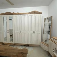 غرفة نوم ٩ قطع • خشب HDF • كاظمية