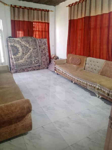 دارللبيع مساحه520م يحتوي على 3غرف نوم وصاله ومطبخ وكليدور ومجمع صحياتداخلي وخارجي حديقه اماميه كبيره ومساحه خلف الدار200م فيها غرفتين مستقلتين الموقع طريق النجفمقابل كلية الحله الجامعه قريب من الشارع العام وقريب جدا من التبليط الفرعي /السعر 60وبي مجال. طابوزراعي سند25/يرهم مراوس مع دار باحياء الحله/***********/مكتب عالم العقار
