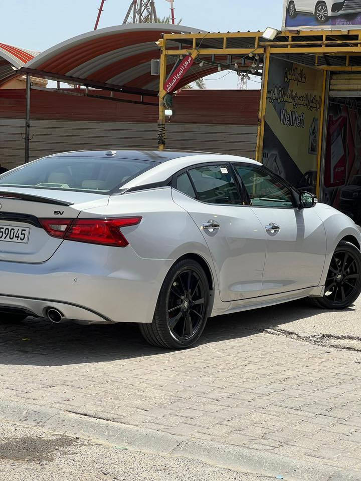 نيسان مكسيما 2017 
مكفوله من الصبغ والحادث 
سياره ادامه كامله من الدعاميه للدعاميه 
السياره موصفات  SV  
بصمه تشغيل + بصمه ابواب 
بصمت تشغيل عن بعد 
شاشه كبيره +شاشة اعطال 
تبريد شاشه +تبريد منفصل +قطعتين  تبريد 
داخل لونين اكريمي واسود 
منظومة زناز 
السياره خير من الله ماشيه 130 مايل 
بيها براد كير وكاله اصلي +دهن كير يعني راسك بارد 
السياره موجوده بتكريت رقم هزه  سنويه كله جديد 
رقم هاتف *********** 
السعر 145 وبيها مجال
