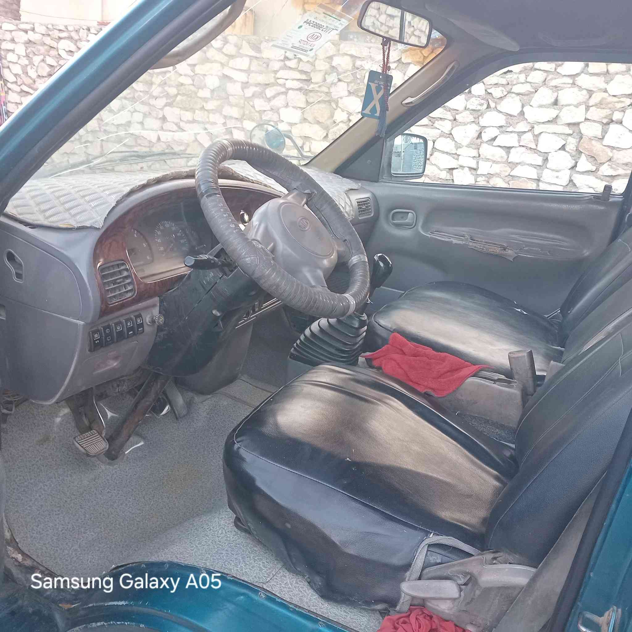 كيا بريجو موديل ٢٠٠
سياره جاهزه كلش كير محرك صدر أمامي خلفي جديد شواصي جديد 
رقمه بغداد 
سياحي 
مكانه سياره بغداد 
مصفره هيه وغرامات  
                                  ***********
مكلف بل نشر 
غير متواجد علا فيس
