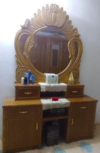 غرفه نوم للبيع المكان بغداد حي اور للاستفسار على هذا الرقم 07759003159