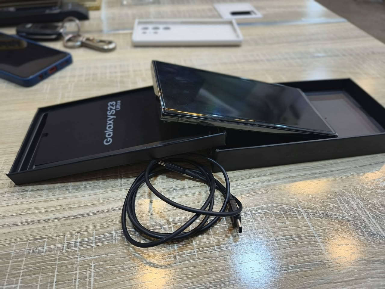 السلام عليكم إس 23 التره ذاكره 256 الجهاز بل كارتون أخو الجديد المكان نجف السعر 650 قفل ***********
