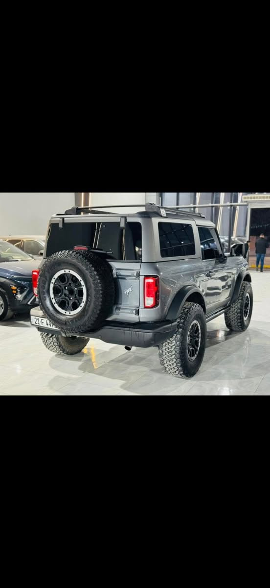 فورد برونكو تك باب موديل 2023
بنيد مبدل بلادي وباب كلير امريكا
بدون قطرة دواخل ارباك بس استيرن 
السونار مرفق بالمنشور 
اربعة سلندر توربو 2.3 
اربع دكم 
رادارات 360 درجة 
تنبيه خروج عن مسار 
كشن جلد كشن تدفئة 
تبريد قطعتين
السيارة بدون مصرف سيرفس كامل مسويلة
تخم تايرات جديد مبدلة
كتاب تضليل من المرور
233 ورقة و بي مجال 
***********
