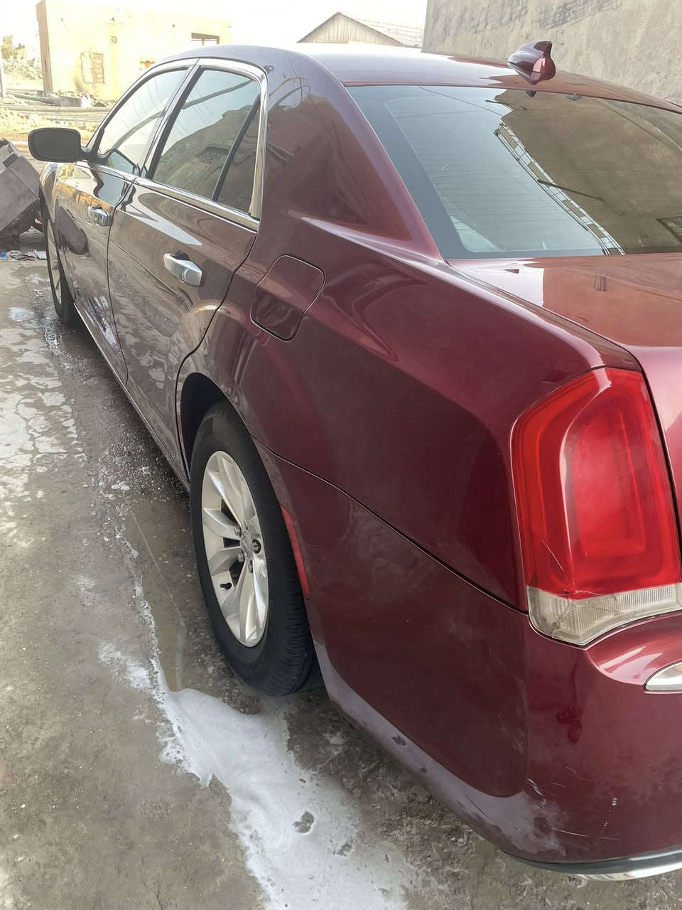 سلام عليكم اوباما 2015 اصل للبيع كفالة من التبديل والصبغ والمعجون وارد كندي ظربته دعاميه بدون لا دواخل ولا شواصي 
ولا لغود ايرباكات سليمه 
مكينة 3600
كلشي على وضع البلاد
السعر 200 ورقه 
للاستفسار 
واتساب ***********
