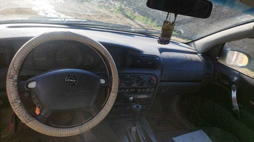 #بيع_مستعجل
سيارة اوبل بزون موديل 99 رقم بغداد انكليزي گير ومحرك بطة مكفول 2500 سنوية الى سنه 2026 بأسمي ، تخم تاير جديد باتري جديد كهربائيات كاملة شرط التحويل السعر 45 وبي مجال . 
للاتصال او مراسلة واتس اب 
***********
*********** موصل, نينوى
