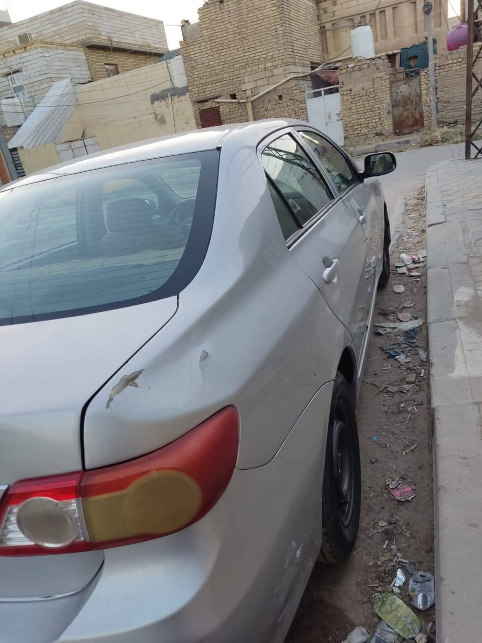 السلام عليكم 
كرولا 2012 خليجي للبيع مكينه 2000 
بيه 3 قطع تبديل +مصبوغه عام جماليه 
مكفوله من العيب الشرعي والگلبة والتجيه والكص
سيارة جهازه مجهزه حدادية تخم تاير 
رقم انكليزي هستوني شاده سنويه لل 29
مداور ثاني يوم
سعرها 93 وبيه مجال بسيط
للاستفسار  ***********
او ***********
