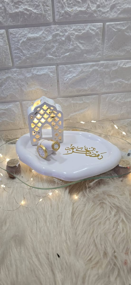 خلّي سفرتك تحكي قصص رمضان.. ✨
بين ريحة القهوة وصوت الأذان، تفاصيل بسيطة هي اللي بتصنع الذكرى. ضيف لمسة من الفخامة والروحانية لبيتك مع تصاميمنا الرمضانية الحصرية.🌙
​تصميم يجمع بين الأصالة والعصرية.
​هدية مثالية للي تحبهم.🎁
​ الكمية محدودة جداً..
 احجز قطعتك الآن وخلي رمضان هالسنة غير! 📥


**إذا كنت صاحب هذا الإعلان وتريد حذفه لأي سبب، رجاءا أرسل رسالة إلى الدعم الفني**