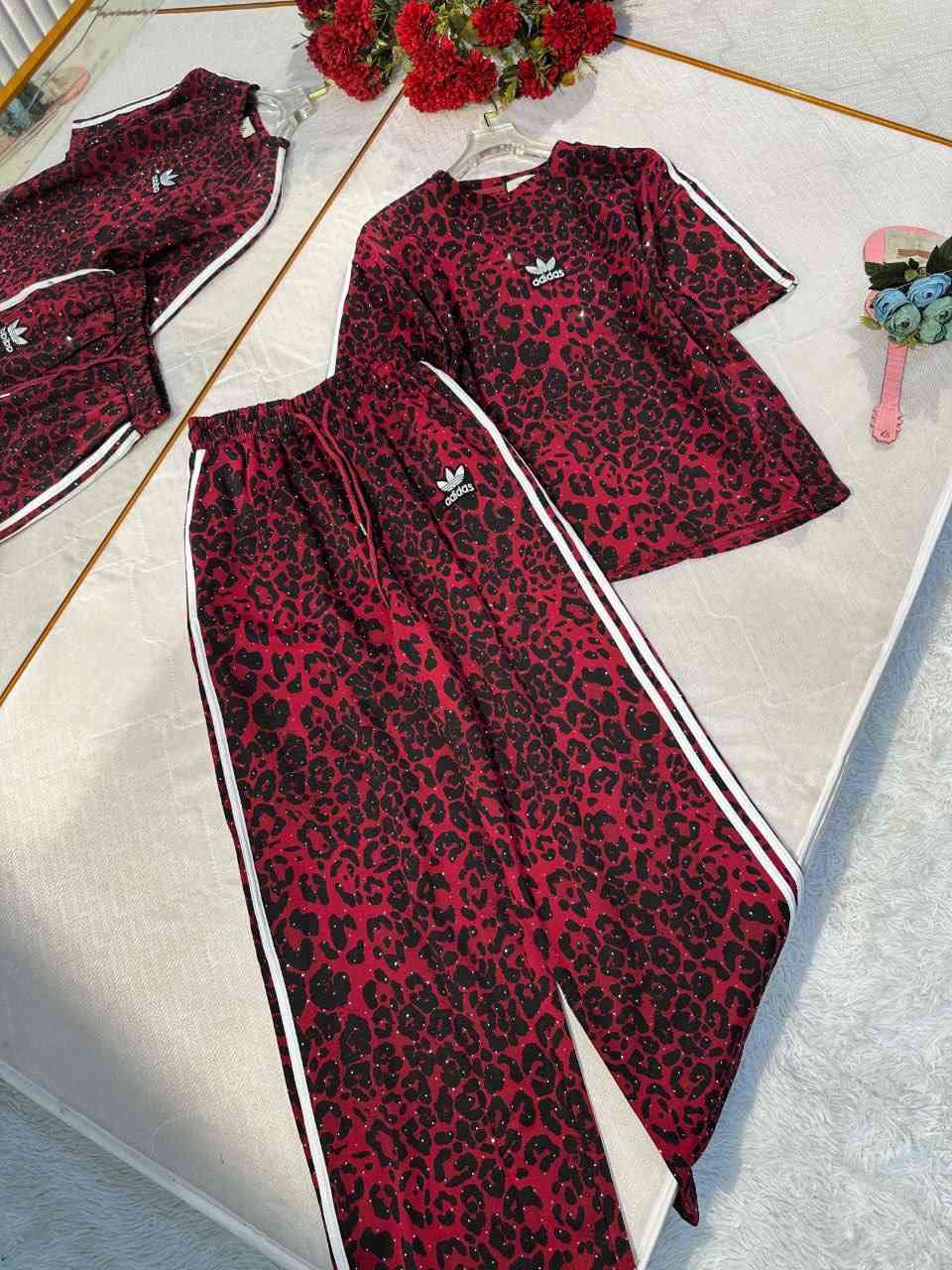 وووصل الجماال وترند الموسم ♥️
سوت نسائي 
يجنن 🔥🤍

الخامة  قطن  

توصيل لجميع العراق ٥
القياسات M L XL 

#سعــــــــــــره مناسبببب


**إذا كنت صاحب هذا الإعلان وتريد حذفه لأي سبب، رجاءا أرسل رسالة إلى الدعم الفني**