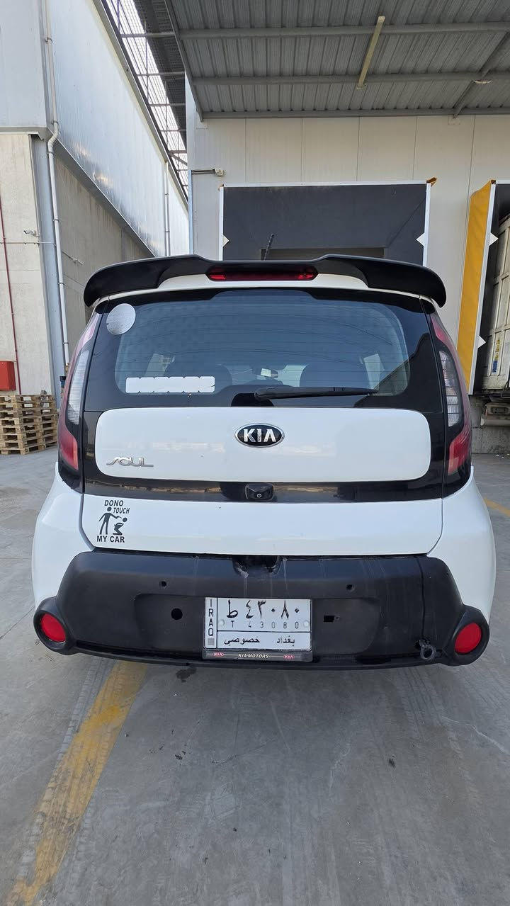 صول 2016 محرك 1600 رقم بغداد بأسمي
الحادث جاملغ عكس السائق ما واصل للشاصي 
(بدون أيرباك) صور الحادث مرفقه 
بس اكو طعجتين بالعراق ومؤشره على الصور 
شاشة كامره تحكم استيرن تبريد تدفئه كله شغال
سعر 11.500$ (115ورقة)
اي استفسار تواصل على الرقم ***********
