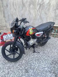 البيع بوكسر موديل 2022 داخله ب 2023 دراجه كفاله عامه وجهازه رقم وسنويه...