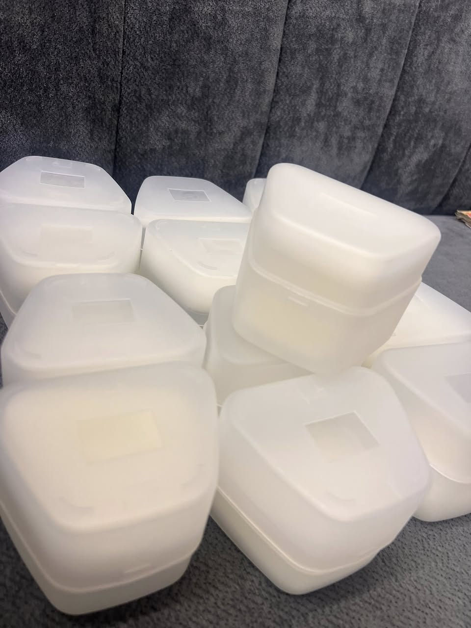 السلام عليكم
رجع توفر علب خاصه بلكاستات

مع سفنجات لمتصاص الصدمات

ممكن الاستعمال اكثر من مره

قويه وتحافظ على الاسنان

بعرض خاااااص 

1000 دينااار

يوجد توصيل كافه المحافظات

واتساب.   ***********
