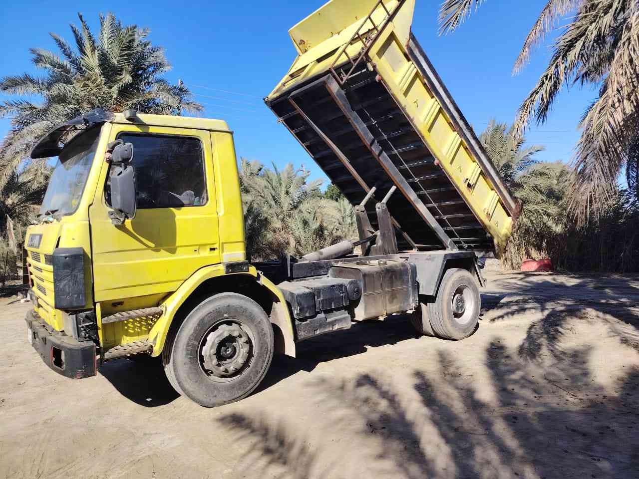 البيع سكانيه 113 بلاد  محرك ستروس تو مجفت 113 
كير 5/5 رقم ذي قار بسمي سنويه 29  تخم تاير
شاصي مكفول كفاله عامه جاهزه الشغل 
مكان ناصرية سيد دخيل الاستفسار ***********
