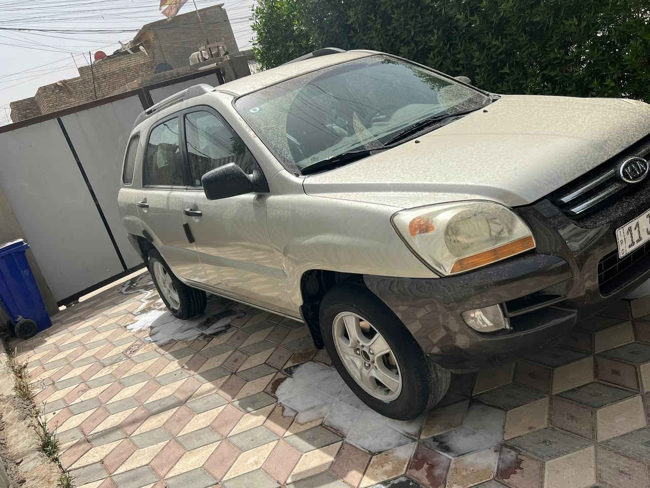 سلام عليكم كيا سبورتج مديل 2008 سيارة نضيفة وعلى إيد وحدة وجاهزة  من صدر وتخم تاير ومكينتهة نضيفة مكان سيارة بغداد الشعلة اتصال على رقم ***********
