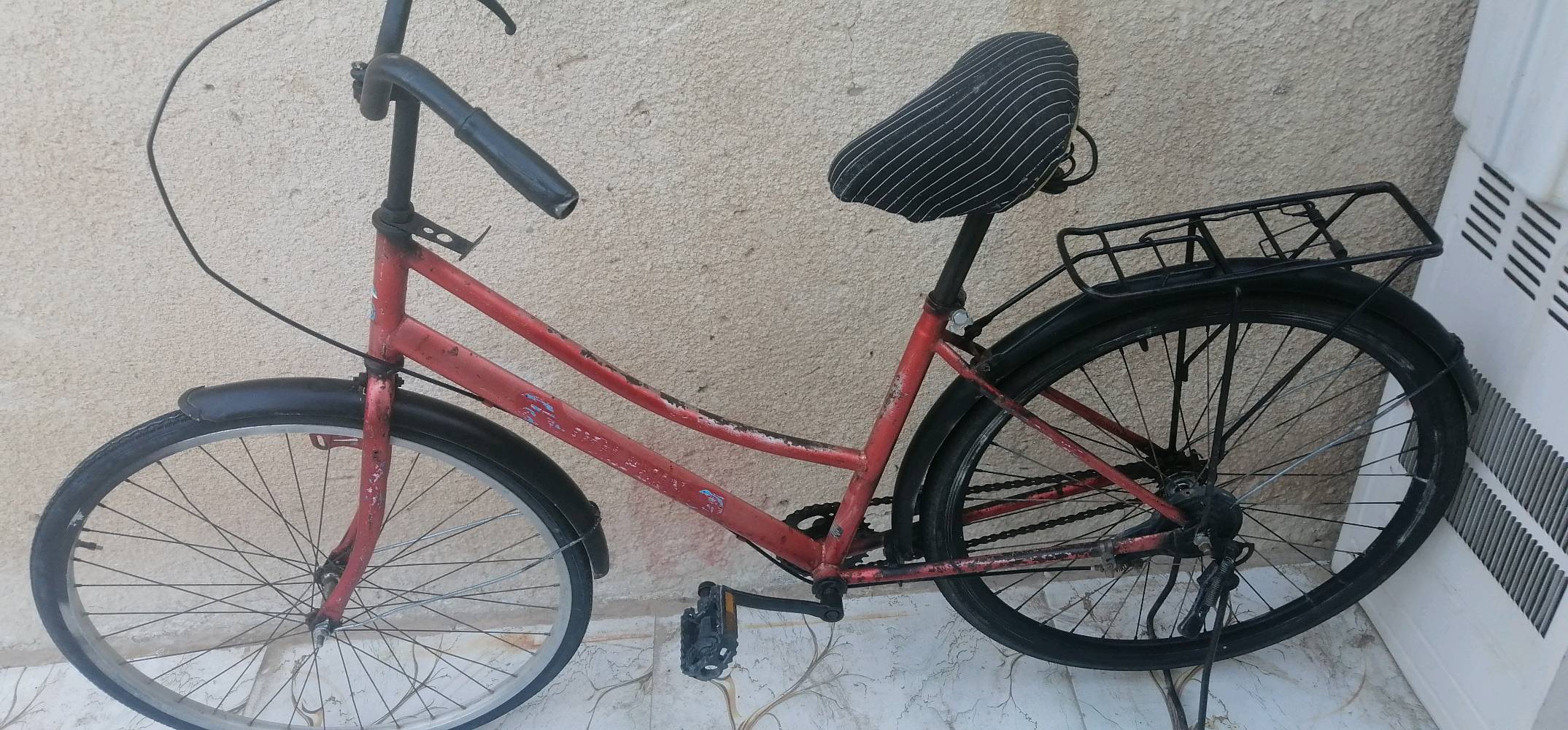 العماره الحولي الف دار 