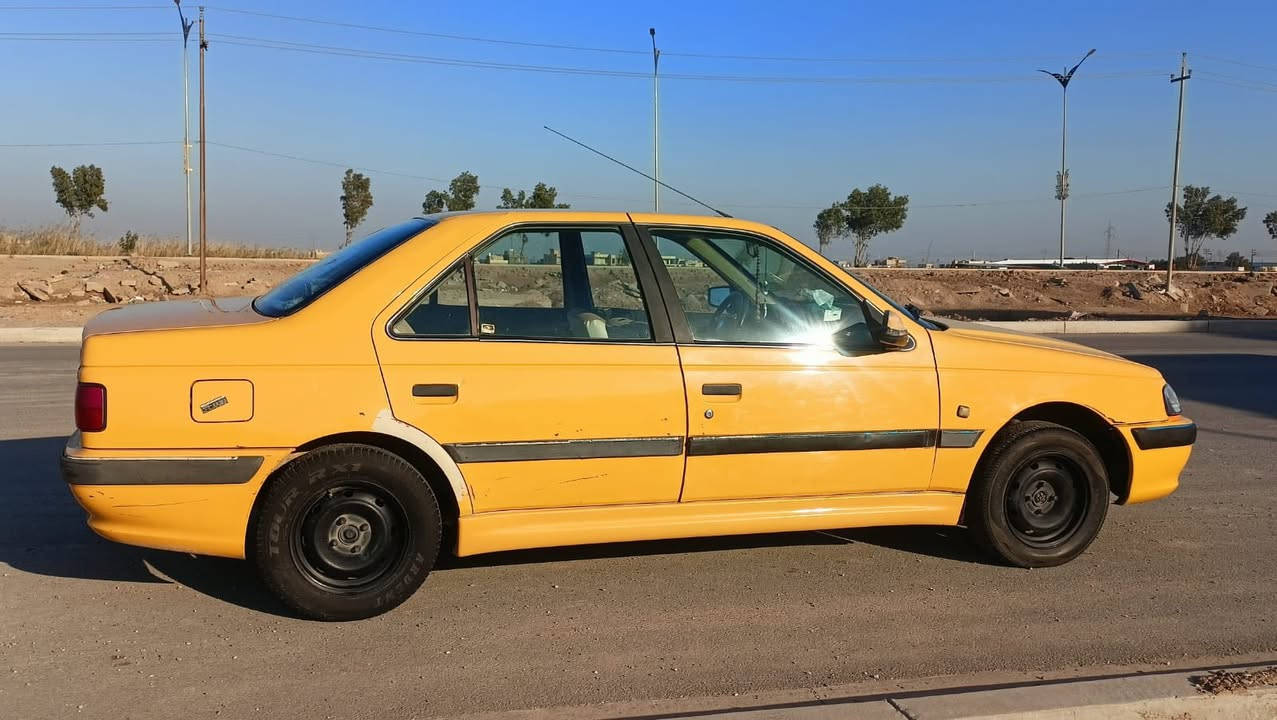 السلام عليكم
بيجو بارص 2015 سيارة جاهزة من كلشي مابيهه اي نقص مصفرة هيئة وغرامات رقم واسط مكينة خير من الله كير فرنسي جديد السعر 40 وبيهه مجال للاستفسار ***********
