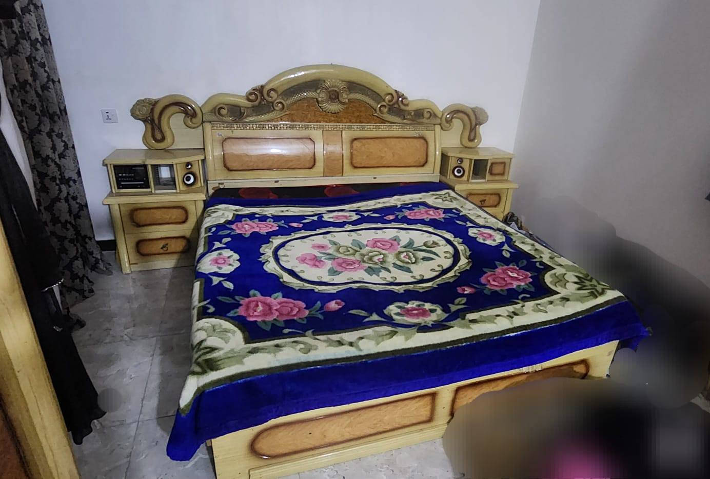 السلام عليكم
للبيع غرفه نوم 
سعر البيع 500الف


**إذا كنت صاحب هذا الإعلان وتريد حذفه لأي سبب، رجاءا أرسل رسالة إلى الدعم الفني**