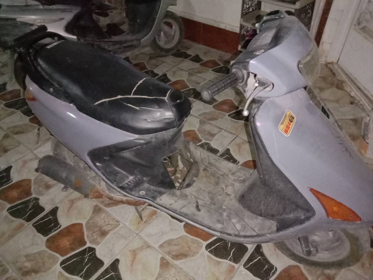 سلام عليكم
دراجة فراشه للبيع 
نضيفه،تايرات جدد،مكينه مجفته تجفيت درجه اولى
العنوان النجف حي الانصار
للأستفسار الاتصال بالأرقام
*********** واتساب ايضا
***********
