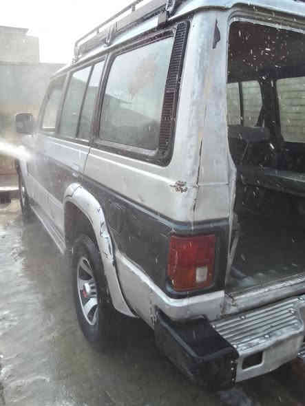 سلام عليكم سياره كالوبر اللبيع مكينة ففتي ثنين ونص ولا تنقص ولا تبخر رقم بغداد نكليزي جديد رقمي للاتصال ***********
