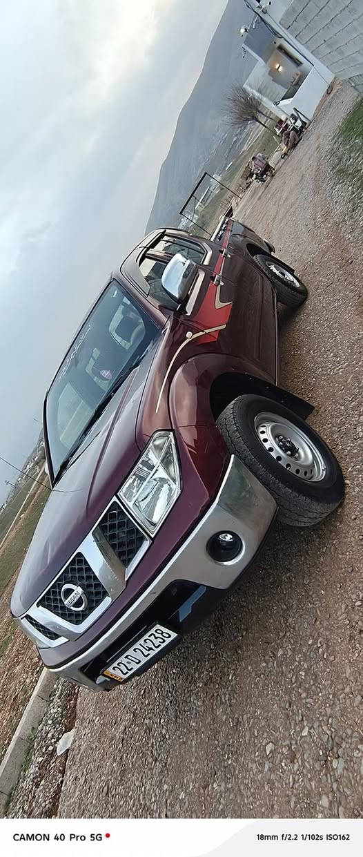 نەڤارا مۆدیل 2009
ڕەقەم  سلیمانی بەناوی خۆمەوەیە تا 2028 تازەیە 
مەکینەی شەریکەی خۆیەتی 
بەشەرتی گیڕو مەکینەو گشت گیانی 
تەبرید و گەرمی و کارەبای مەزبووتە
دەعمو لیدرانی نیە 

بۆیاخی نیە 

سەیارەکە زۆر جوانەو ماڵی دۆستە لەسەرشەریکەیە 

سعری  76گەڵا 
                     لەسلیمانی 

***********     *********** السليمانية, العراق
