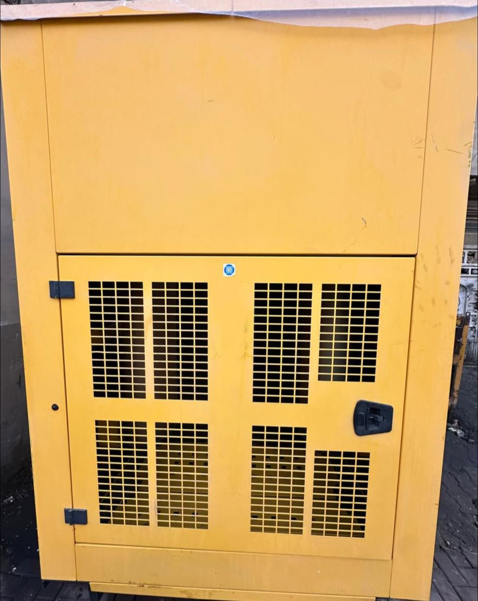 مولده دايو دوسان 630KVA  أخت الجديده 10 سلندر كاتم أقصى aksa للأستفسار على الرقم ‭0772 710 1886‬
