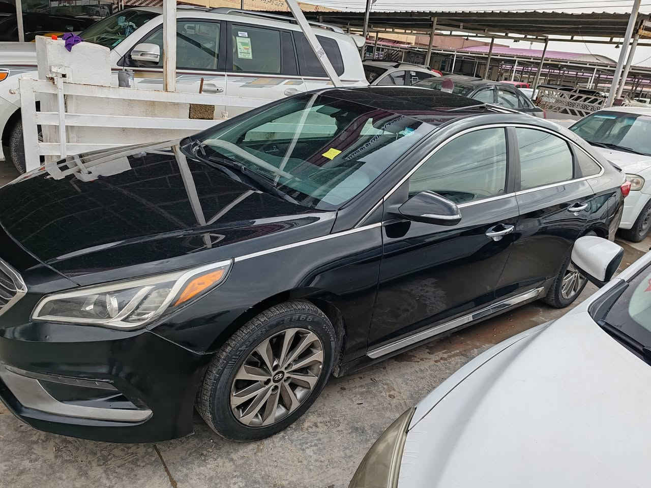 🚗🔥 هيونداي سوناتا 2016 سبورت فول مواصفات | وارد أمريكي | أسود لامع 🔥🚗
🔰 الموديل: 2016 📅
🔰 الفئة: سبورت – فول مواصفات 🏁
🔰 الوارد: أمريكي 🇺🇸
🔰 اللون: أسود ملكي لامع 🖤✨
⚙️ المحرك والأداء
🔧 محرك 4 سلندر سبورت قوي وناعم
⚙️ قير أوتوماتيك سبورت بتبديل سلس
⛽ استهلاك وقود اقتصادي
🔇 عزل ممتاز على السرعات
🌡️ حرارة ثابتة
❄️ ما بيها بارد نهائيًا
🧰 الهيكل والدواخل
🛠️ الضرر: جاملغ أمامي وخلفي فقط
🧱 الدواخل من ناحية الشواصي والبدنة كفالة عامة
✨ البدن نظيف جدًا
🚫 شخط ما بي
🪞 السيارة مراية تلمع من كل الجهات
👌 استعمال خفيف وحالة تشهد لنفسها
🛞 التجهيزات الخارجية (سبورت)
🛞 جنوط سبورت أصلية
🛞 تايرات دبلات جديدة
🪞 مرايا كهرباء مع إشارات
💡 إضاءة سبورت أمامية وخلفية
🏎️ تصميم رياضي أنيق
🪑 الداخلية والراحة
🪑 داخلية سبورت أصلية
💺 مقاعد مريحة
📺 شاشة وسطية
📱 بلوتوث + USB
🎛️ تحكم من المقود
❄️ تكييف قوي وتوزيع ممتاز
🛡️ أنظمة الأمان
🛡️ وسائد هوائية
🛑 ABS
🧠 نظام الثبات الإلكتروني
🧲 نظام التحكم بالجر
✅ الخلاصة
⭐ سوناتا سبورت نظيفة، مرتبة، وجاهزة للاستخدام
👀 تشوفها وتحكم بنفسك، ما تحتاج شرح
📞 التواصل:
📡 كورك: ***********
📶 آسياسيل: ***********
