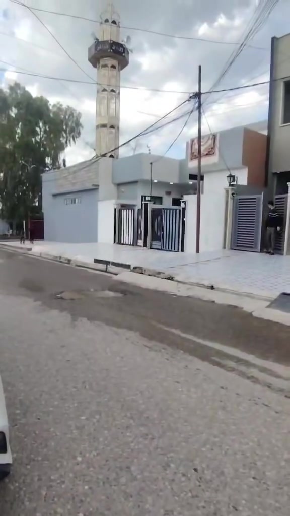 بيت للبيع حي السماح
المساحه ١٠٠ 
الواجهه ٥ 
استقبال 
مطبخ 
هول 
غوفه نوم 
مطبخ 
منور 
بناء حديث ومرتب طابق واحد وبيتونه كبيره 
التوصل على هذا الرقم ***********

