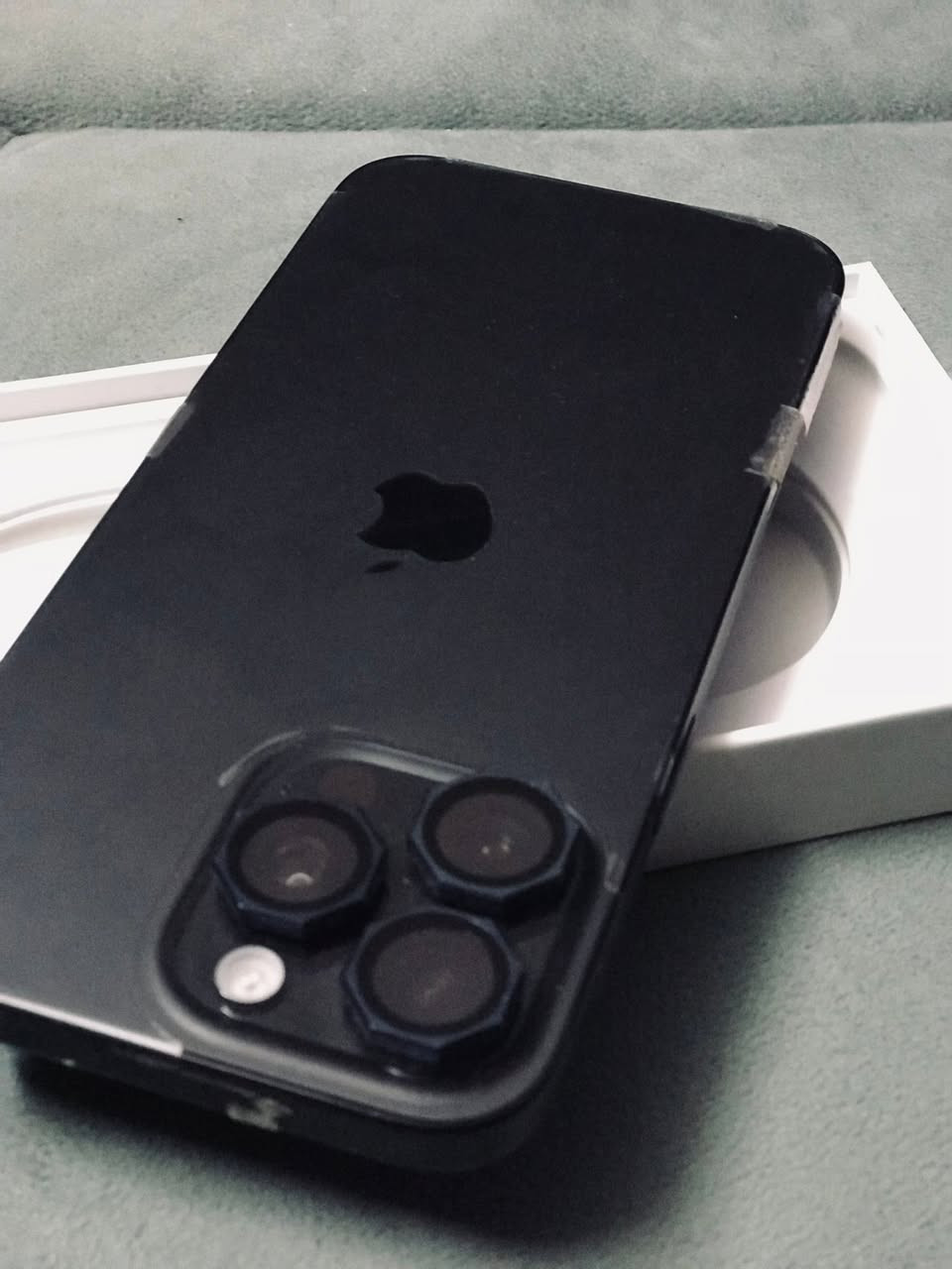 Iphone 16 pro max
256 جيجا
88 بطاريه 
بدون ضريبه 
بيشغل خط وي Esim
معاه كل حاجتوا متاح كشف عليه في اي مكان 
متركبلوا اسكرين حمايا بالكامل 
للتواصل 
٠١٥٥٥٣٠٧٥٨١


**إذا كنت صاحب هذا الإعلان وتريد حذفه لأي سبب، رجاءا أرسل رسالة إلى الدعم الفني**