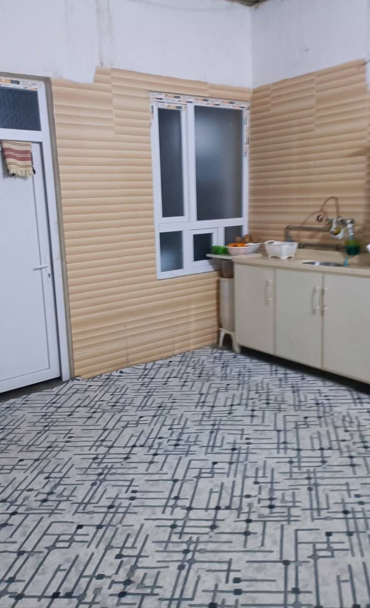 سلام علیکم
#خانووی_ زۆر هه رزان بۆ فرۆشتن #نرخ170وەرقە معاملا
ناونیشان 📍کەلار _ قەزای ڕزگاری ( سممود )

◼️گەڕەکی ئاوباریک  🛣️🏞️
◼️ بەرمبەر ئاسایش  تەنیشت مزگەوتی عمری کوڕی خەتاب
◼️ ڕووبەری 5بە 20 = 100مەترە 📏📐
◼️ کۆڵانی پان و فراوانە 
◼️ شوێنێکی زۆۆر خۆش و دڵگیری هەیە  
◼️تۆماری ئەنجومەنی وەزیرانە ✅

مواسەفاتە کاشییە ✅تایبەت دروستکراوە ✅)
 
🔴 ژوورەکانی ئەم خانووانە پێکهاتووە لە ⬇️

🔶 میوان 🪑🚪
🔶 مطبخ 
🔶 مساعد مطبخ 🍽️🫖
🔶 هۆڵێک 🖼️
🔶 ژووری نوستن 🛋️🛏️
🔶 ڕۆشنایی 🪟
🔶 مشتەمەلات 🛁🚿

بۆ زانینی نرخ 💵پەیوەندی بکەن بەم ژمارانەوە 📲📞📳

***********
***********
