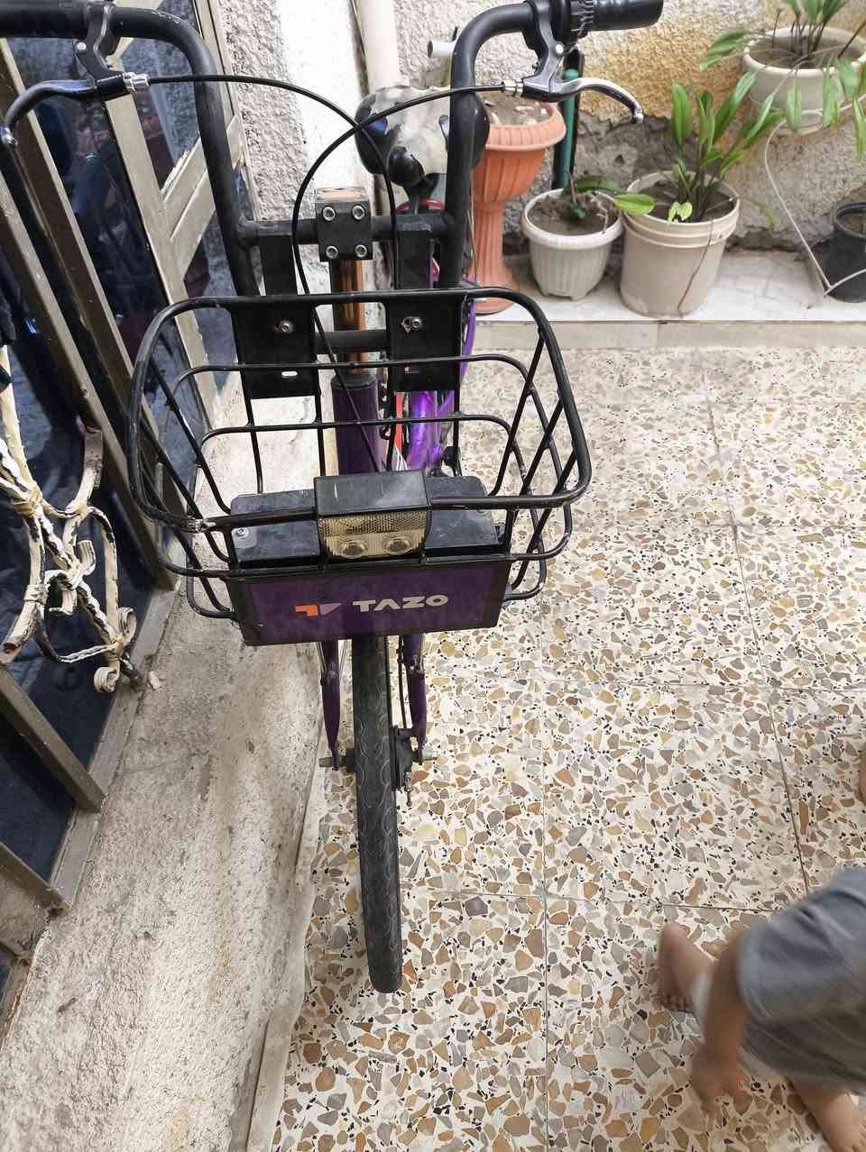 سلام عليكم 
للبيع المكان الدورة ابو دشير 
بايسكل بنفسجي 150 الف  وبي مجال 
بايسكل سمائي 75 الف  وبي مجال 
شغالات كل نقص مابيهن 
رقم الهاتف /***********
