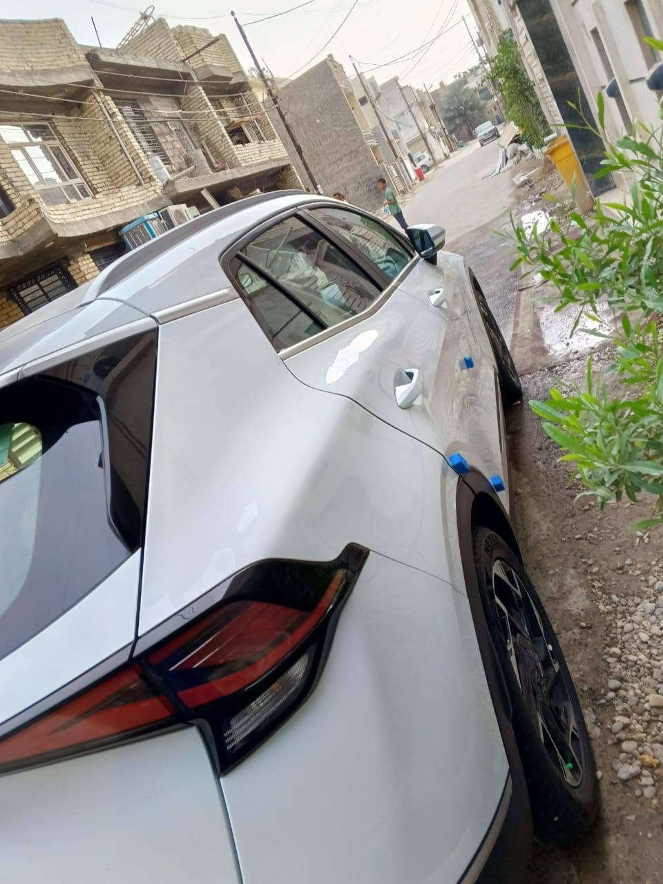 كيا سبورتج 2022 خليجي ماشيه 63   اربيل تحويل او وكاله انتهت الهزه هذا الشهر
ويل حجم ١٩  
وشحن ubs بالمقاعد الخلفية 
باقي المواصفات معرفة شاشة نفيكيشن شاشة اعطال 
اربعة انظمة قيادة سيارة سويج عدد ٢ 
مري شفط كامرة خلفية متحركة وتو هولد 
هاند بريك دكمة تحكم ستيرن شفتات بالستيرن حساسات خلفية كير مكينه مكفولات 
داخل بيجي مطعم بصاج
سيارة مكفولة من صبغ وشخط 
سعر214وبيها مجال 
عنوان سيارة بغداد او حله
الاستفسار ***********.
