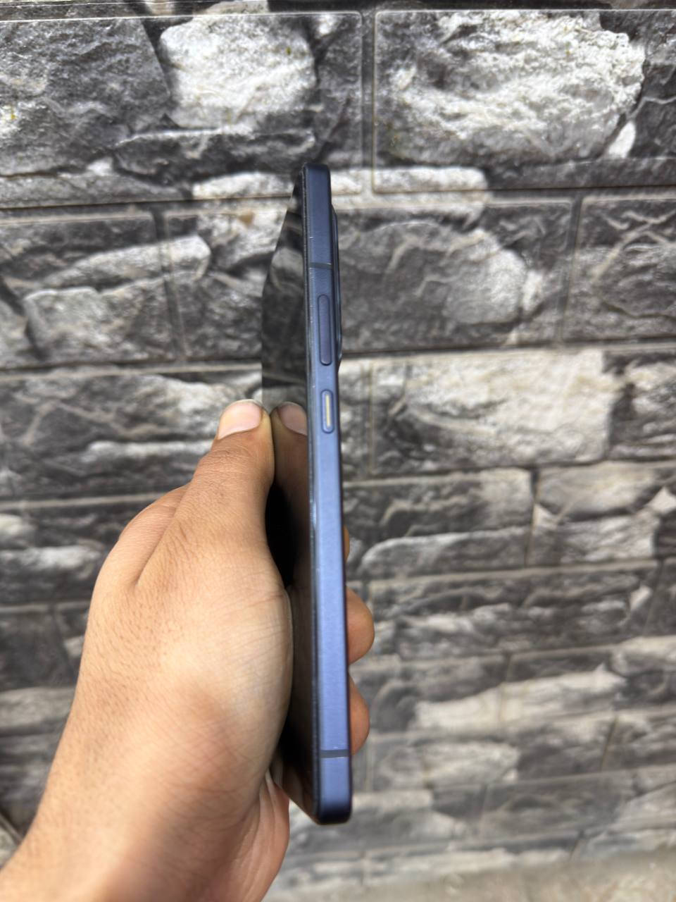 السلام عليكم انفنكس نوت 50 برو
جهاز نضيف كلش  ذاكره/ 256 / رام 12+12 يعني 24 فول 
بصمه شاشه ببجي فول كامرت كلش حلوات جهاز غني عن التعريف البيع سعر 290 بي مجال حك الجيه هاذه رقمي *********** متواجد العلم الجديد 340 وتكد
