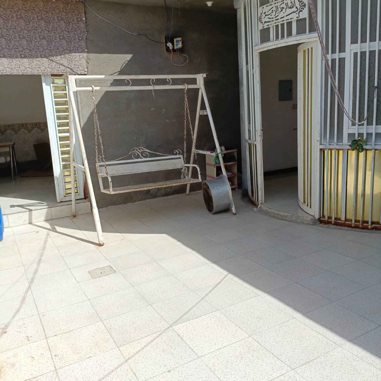 #إعلان 

🏡 بيت للبيع – فرصة مميزة للسكن 🏡
بيت للبيع في منطقة حي النفط📍 قريب من الطاقة 
🔹 المساحة: 200 متر
🔹 النوع: زراعي
🔹 البناء: كونكريت مسلح
مواصفات البيت:
✔️ براني
✔️ صالة واسعة
✔️ غرفتين نوم
✔️ مطبخ عملي
✔️ صحيات داخلية وخارجية

💰 السعر: 75 مليون ✨ مع مجال بسيط للتفاوض

      📞 للاستفسار والتواصل:

    📱 *********** – أبو حيدر
    📱 *********** – أبو عباس
