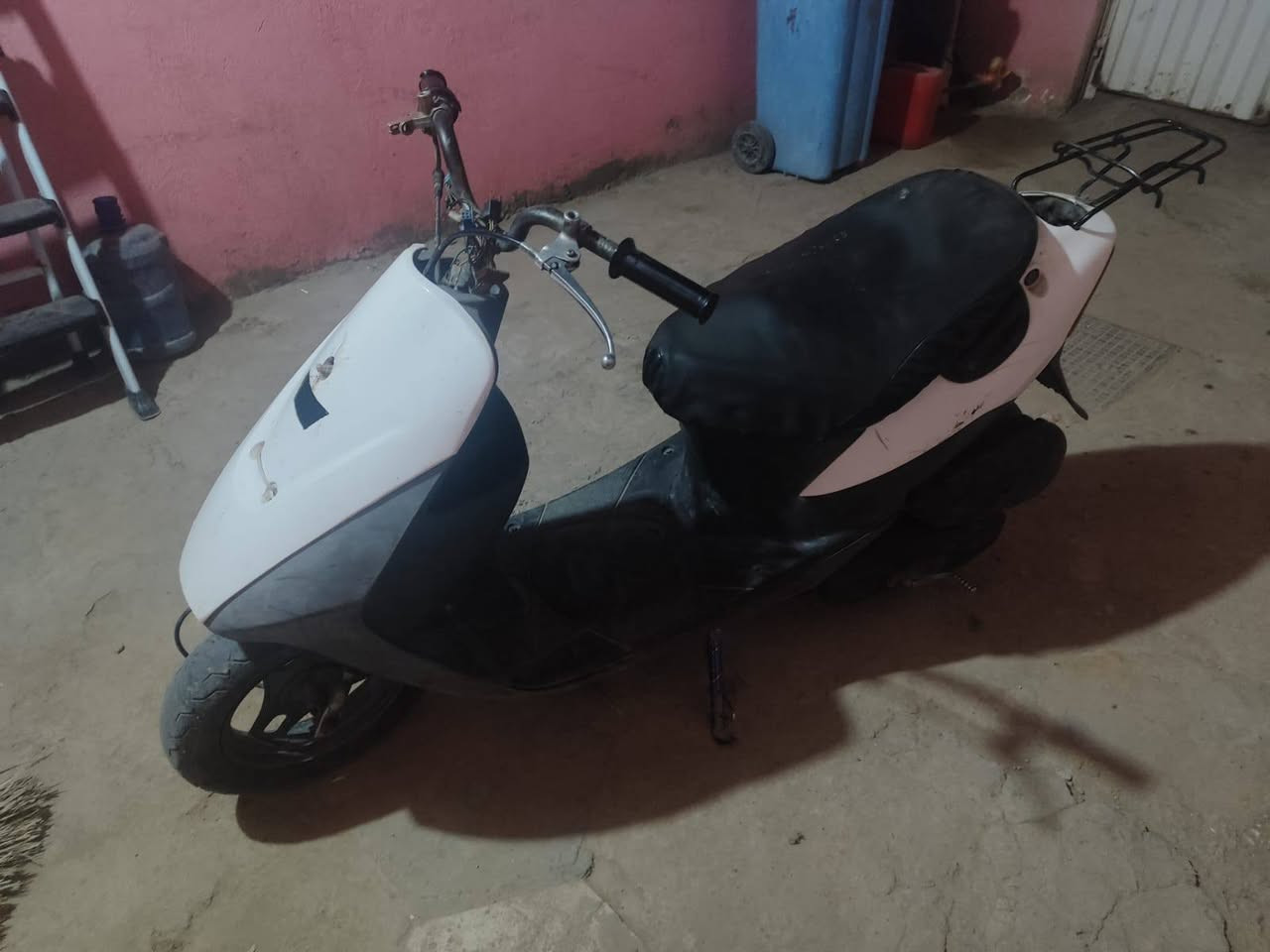 للبيع اكزز دراجة مامفتوحة نضيفة مال لعب ٢٥٠ اوبيه مكان نجف رقم وات ساب***********
