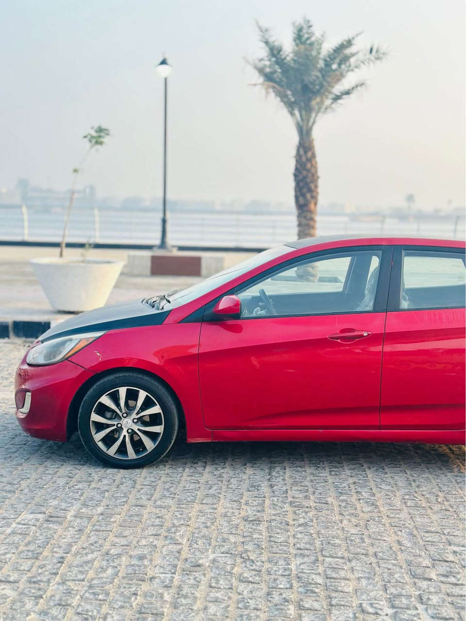 السلام عليكم 
اكسنت هاشباك 2015
السيارة جاهزة ونضيفة كير محرك حدادية
تبريد وتدفئة بالكشنات
سيارة مابيهة نقص 
مكاني البصرة
***********
السعر 90 بيهة مجال قليل البصرة, العراق
