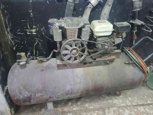 ايطالي 300 لتر سعره 400 ***********
