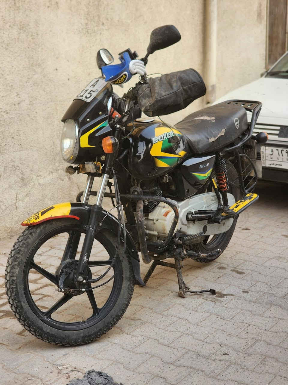 سلام عليكم بوكسر للبيع موديل 22مرقم ديالى لوحات وسنويه انكليزي تحويل ثاني يوم مشروع وطني وين متريد احولك المكان بغداد البياع ***********
