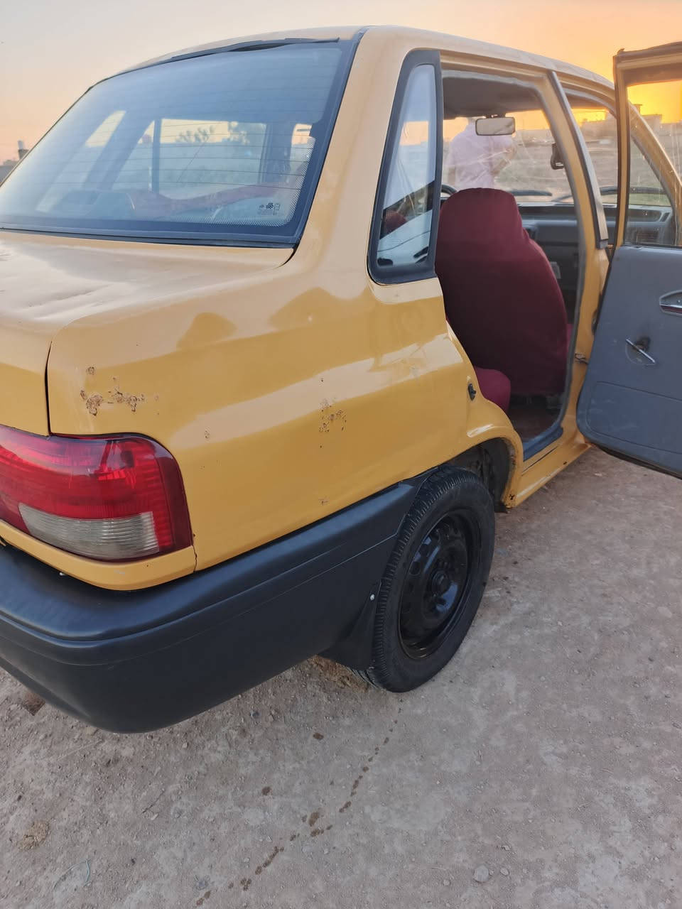 سلام عليكم سياره سايبه مكينه وكير برايد مكينه خيط بخار خفيف شواصي بلاديه كشر نضيف كهربايات شغاله كله رقم بغداد الماني راعيه ماندله تكفل سرقه وعشار مكان بغداد مدينة الصدر ماراوس بس البيع ما متواجت على فيس شراي يخابر سعر 12 ورقه ***********
