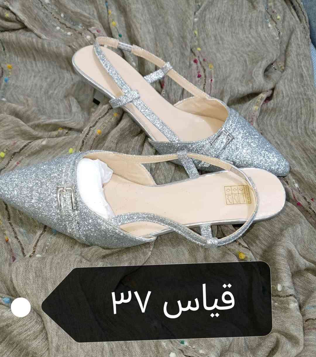 بنات ارفعن المنشور حسابي تبند وهذا الجديد عندي تصفيه كعب مناسبات ✅


**إذا كنت صاحب هذا الإعلان وتريد حذفه لأي سبب، رجاءا أرسل رسالة إلى الدعم الفني**