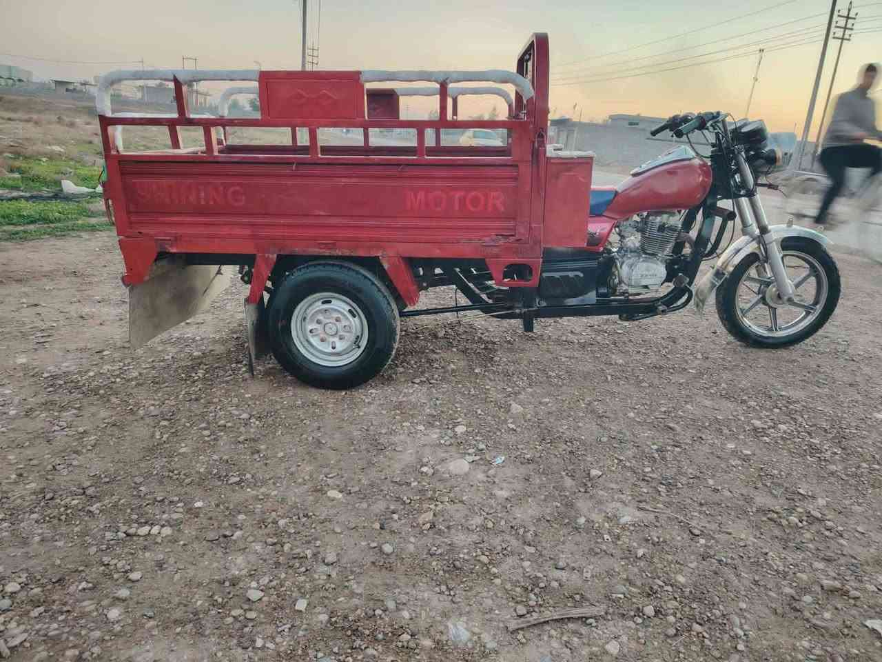 السلام عليكم للبيع موديل ١٨ أوراق كاملة ستوتة كهربائيات كاملة كلهة كاملة للاستفسار ***********
