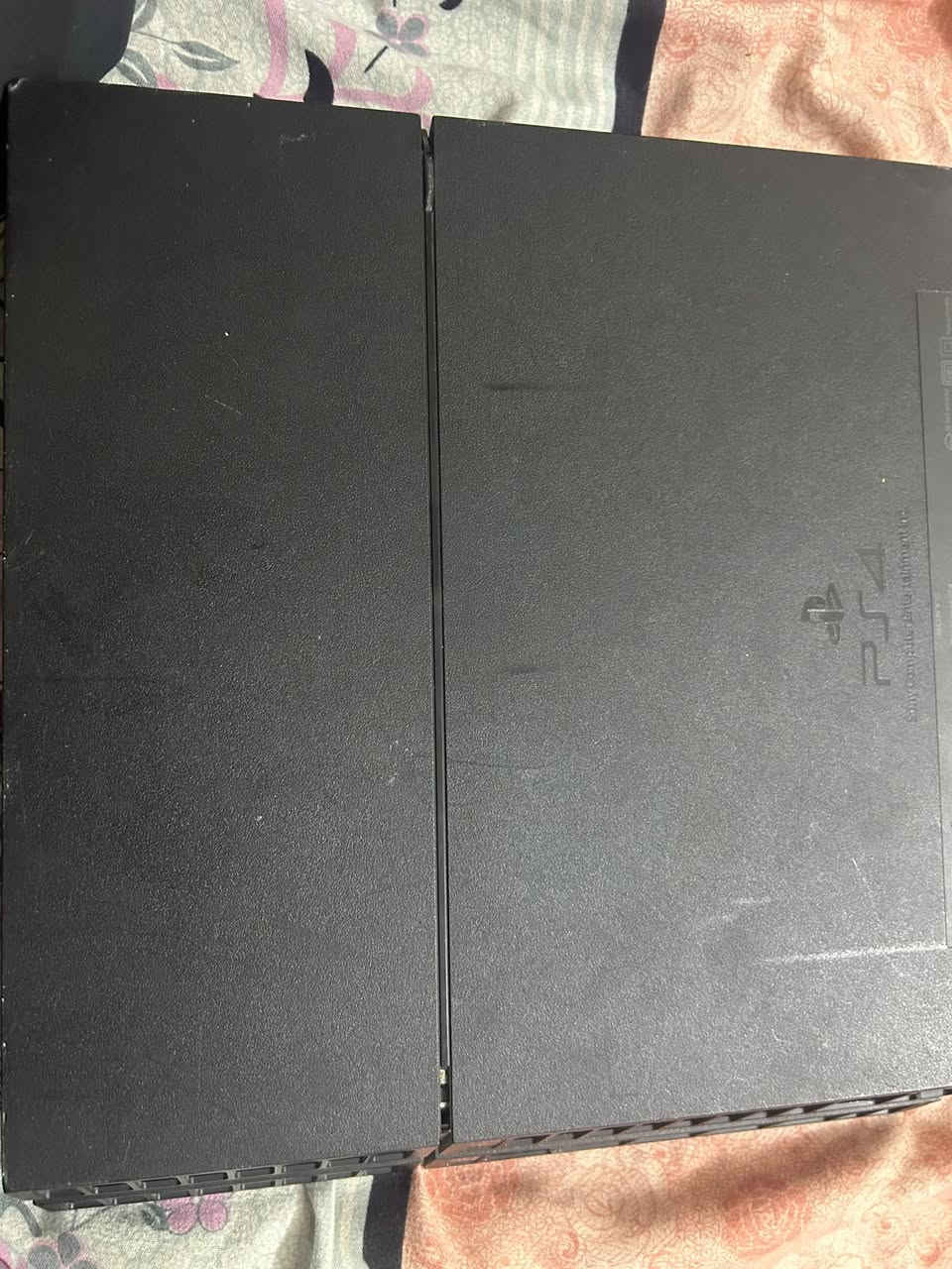 بلي فور فات يحتاجلة بس جوستك وقرص الكيبلات كاملة نضافة ٩٠ بالمية ما مفتوح ابد المكان بغداد البلديات حي الصحفين قرب اسواق جدو للتواصل *********** متوفر واتس السعر ١٧٥ وبي مجال
