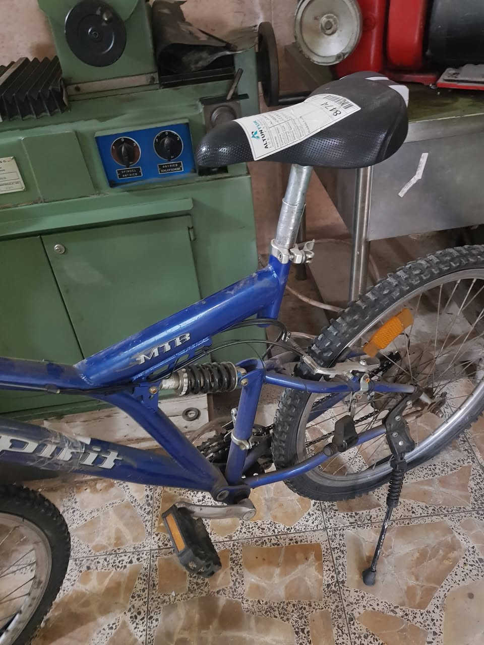 للبيع دراجة المانية حالتها جيده جدا 
مستخدمة قليل. حجم ٢٦ 
بغداد .***********
