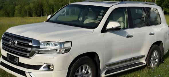 لاندكروز 2016  مكفولة من الصبغ رقم اربيل بأسمي محرك 8 سلندر 4600 ماشية 137 الف  سعرها 470 والسونار موجود مع الصور مكاني مركز الديوانية للأستفسار الاتصال على الرقم 
***********
