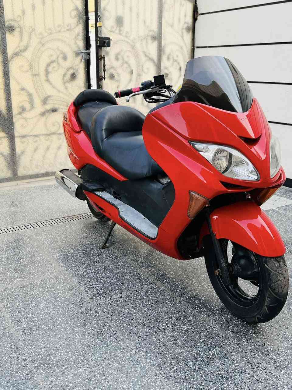 فورزا 08 للبيع بصمة  للبيع
مكينة ناعمة جاهزة 
دراجه كلش حلوة /  أي نقص ما بيها 
شلعه معدل / كهربائيات كلها شغال /  
  اوراقها كامله 
سعرها ( 950) مكاني بغداد مدينة الصدر 
اللاستفسار : هـ ***********
