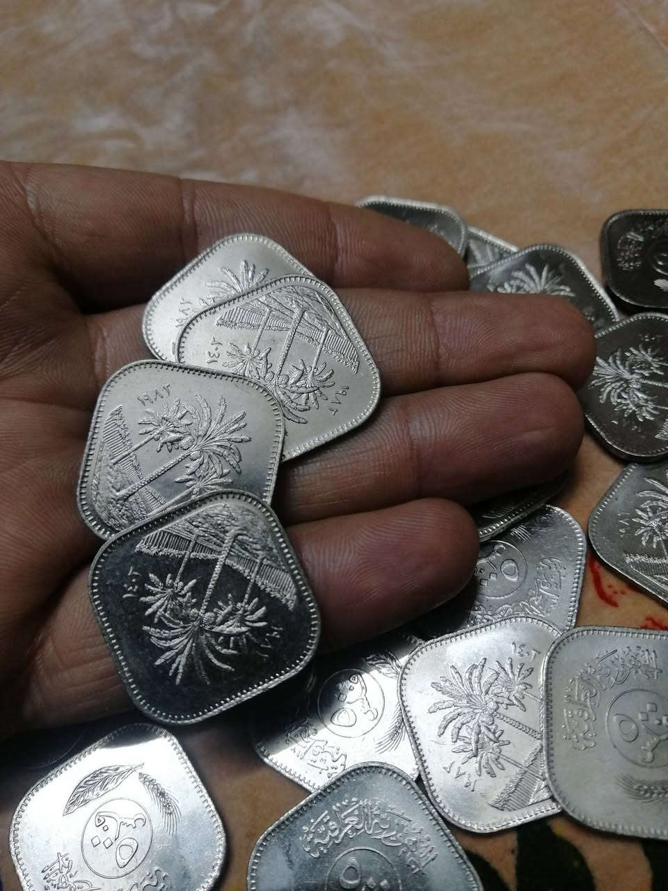 نصف دينار. 500 فلس غير مستخدم شرط من كيس البنك سعر القطعة 750 سعر نهائي
ال 20 قطعه ب 15 الف
توصيل لكل المحافظات 5000


**إذا كنت صاحب هذا الإعلان وتريد حذفه لأي سبب، رجاءا أرسل رسالة إلى الدعم الفني**