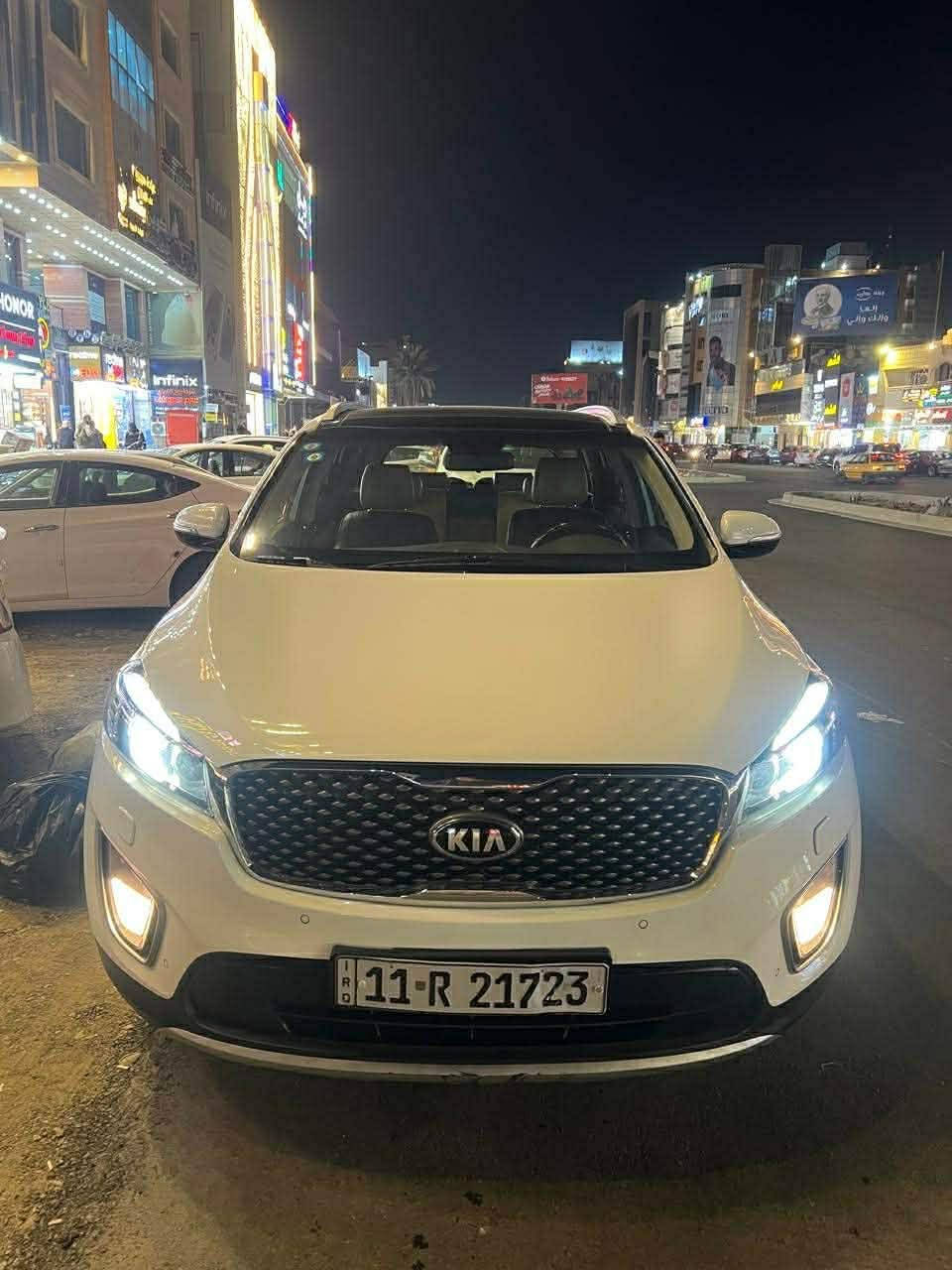 سورنتو موديل ١٨ فول مواصفات ما عدا الفور ويل كفالة عامة رصعة بالجنطة تخم تاير سبير ما نازل مكفولة كير محرك حدادية تبريد دوشمة ارضية طبقتين رقم بغداد انكليزي المالك بغداد السيارة حالياً بالديوانية السعر ٢٢٠ رقم الموبايل 
*********** اتصال مع الواتساب
