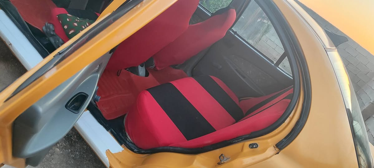 سياره طيبه موديل 2015تخم تاير جديد تبريد ثلج سياره جاهزه مال جناي عنواني واسط سعر 38 بيها مجال قليل للتواصل ***********
