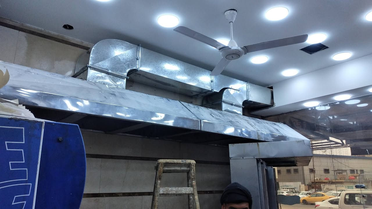 عمل وتصميم الدكتات سحب ودفع الهواء وجميع الاعمال الهندسيه للاتصال والاستفسار واتساب *********** بغداد الجديده قرب كراج النعيريه
